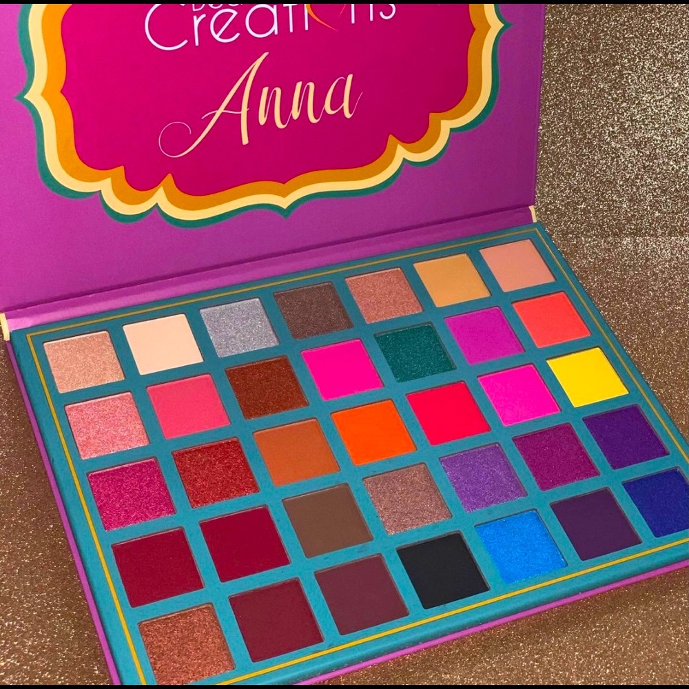 Eyeshadow Palette